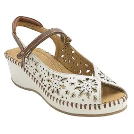 Biza Ivy White Wedge Sandal (Women's)
