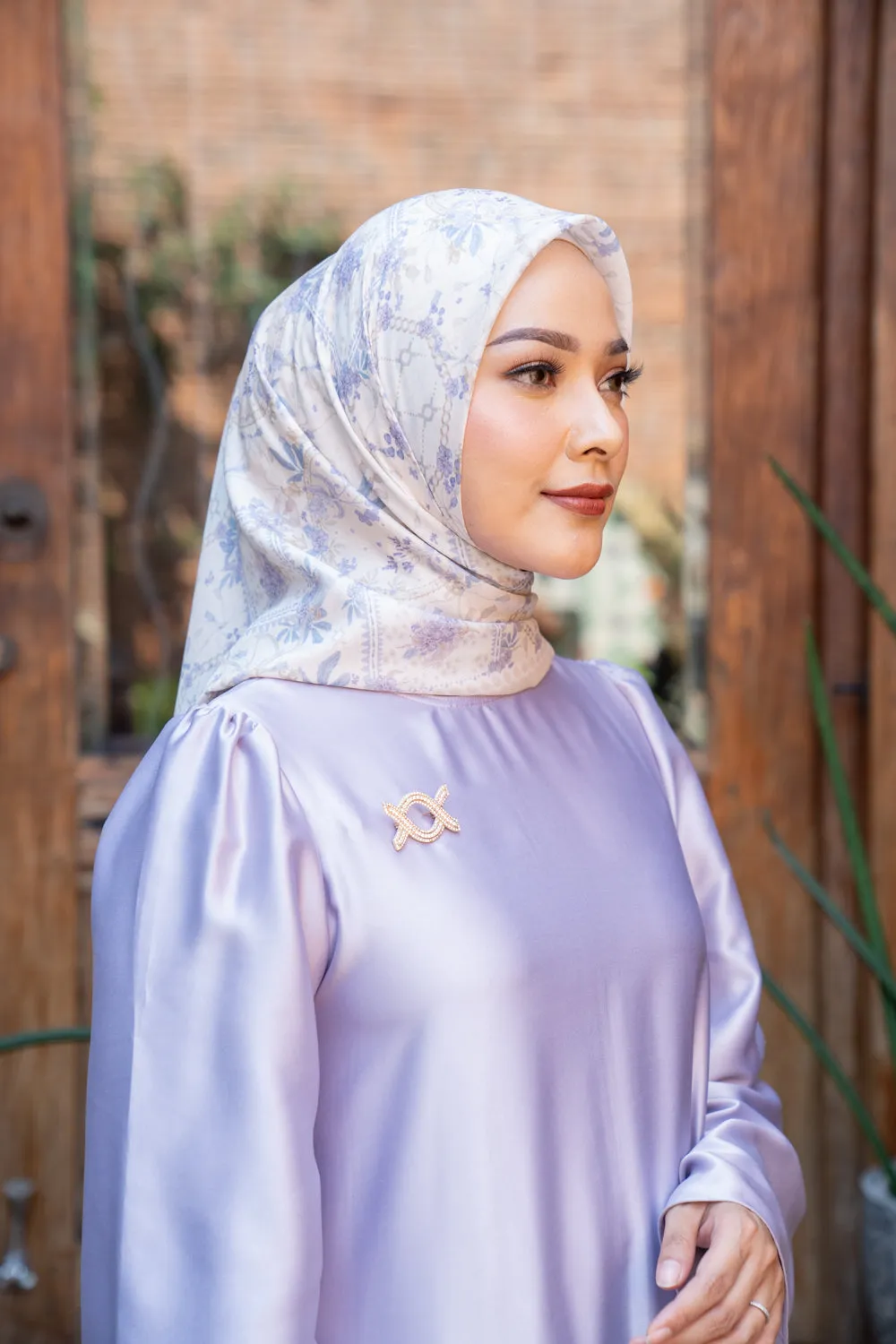 Jennia Scarf Vanilla Silk