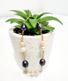 Majla Bracelet - 12mm Black Tahitian and Duo white freshwater pearls bracelet