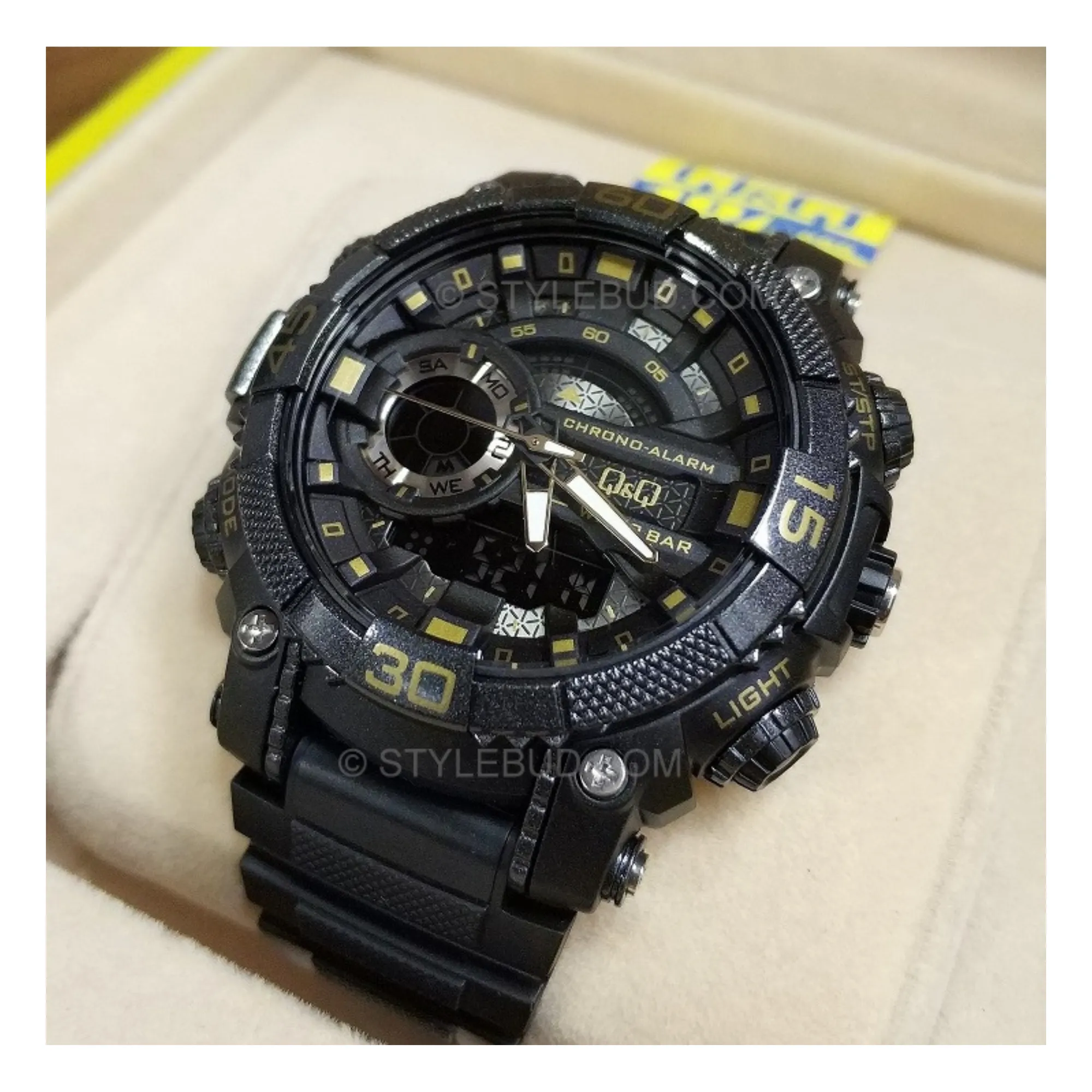 WW1087 Q&Q Dual Time Sports Fiber Belt Watch GW87J004Y